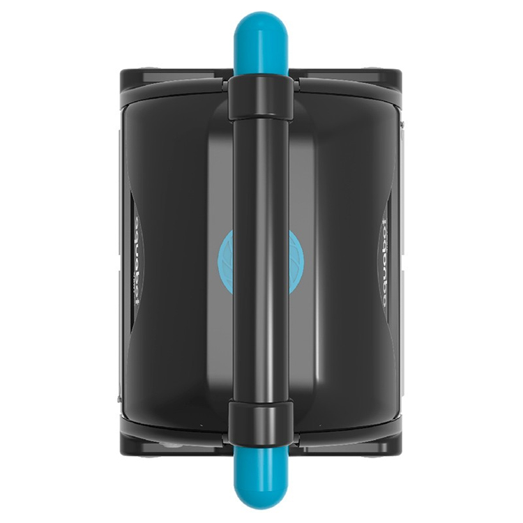 Magnum cleaning robot